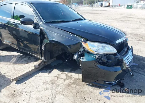 2013 Chrysler 200 Touring из США, поврежденный, VIN 1C3CCBBB0DN545868